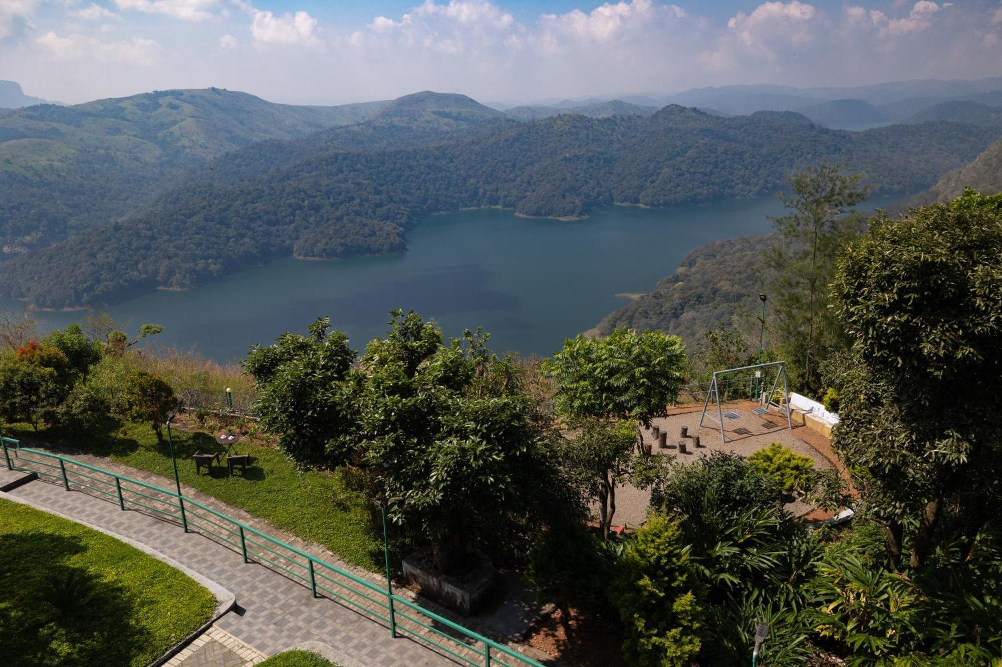 Avadale Idukki - Stag Groups Not Allowed Luaran gambar